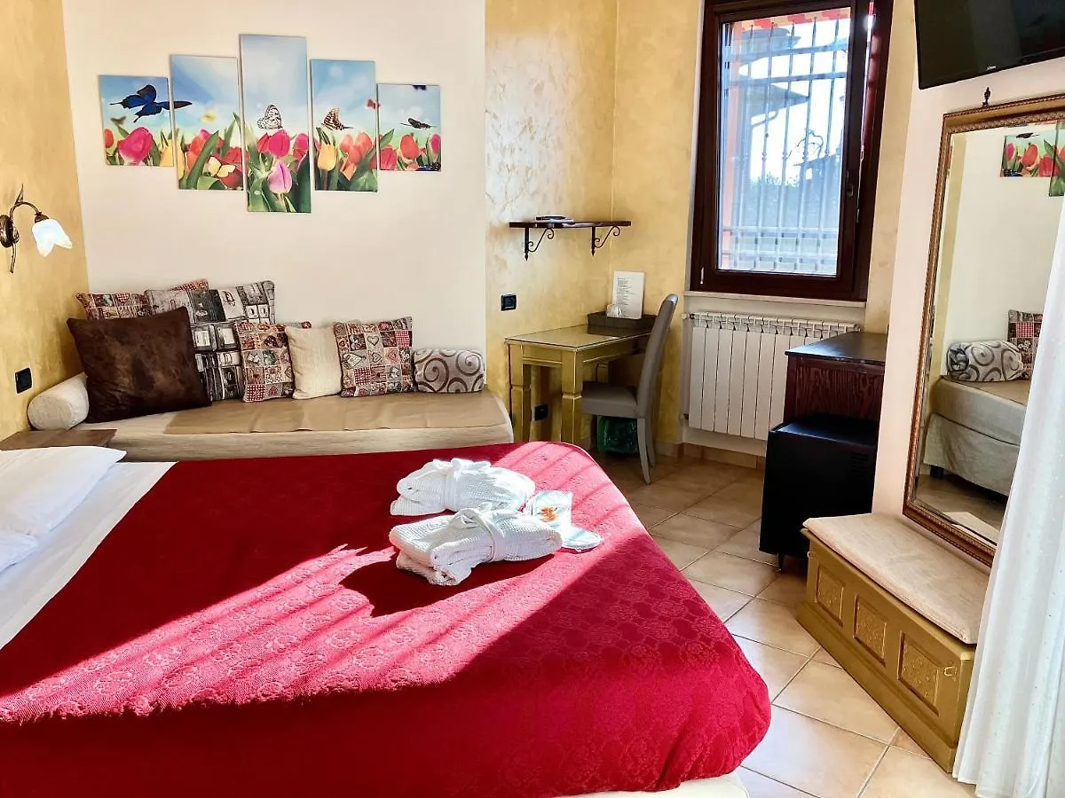 B&B Desenzano Paradise Desenzano del Garda İtalya