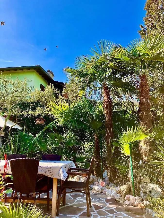 B&B Desenzano Paradise Desenzano del Garda 0*,  İtalya